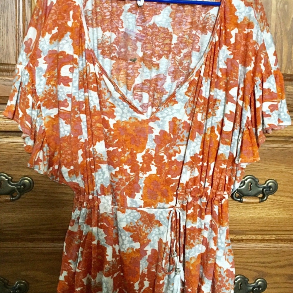 NWT Free People Boho v-neck floral top